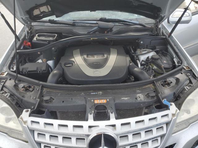 4JGBB86E09A495856 - 2009 MERCEDES-BENZ ML 350 SILVER photo 12