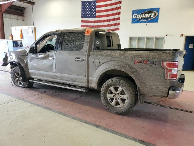 1FTEW1E55JFA77671 - 2018 FORD F150 SUPERCREW GRAY photo 2