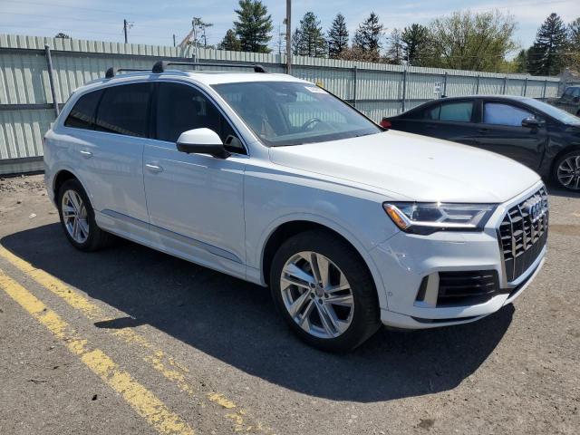 WA1LXAF74LD001646 - 2020 AUDI Q7 PREMIUM PLUS WHITE photo 4