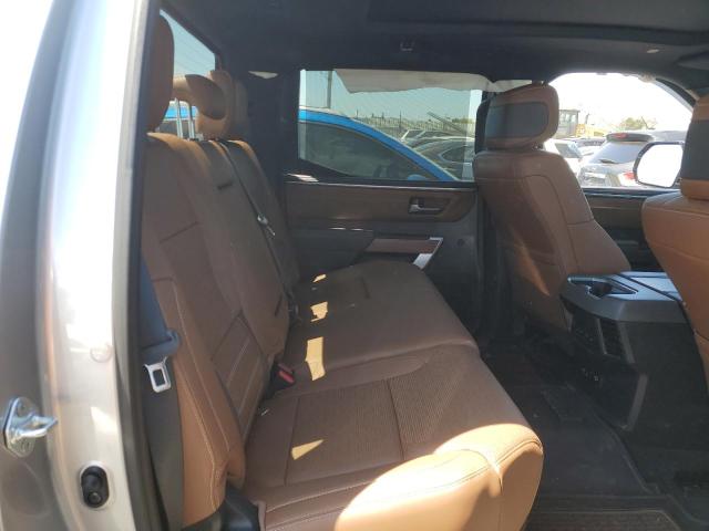 5TFMA5DB0RX133949 - 2024 TOYOTA TUNDRA CREWMAX PLATINUM 银色 照片 10