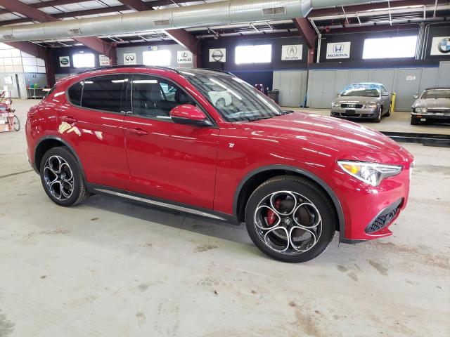 ZASPAKBN6N7D31087 - 2022 ALFA ROMEO STELVIO TI RED photo 4