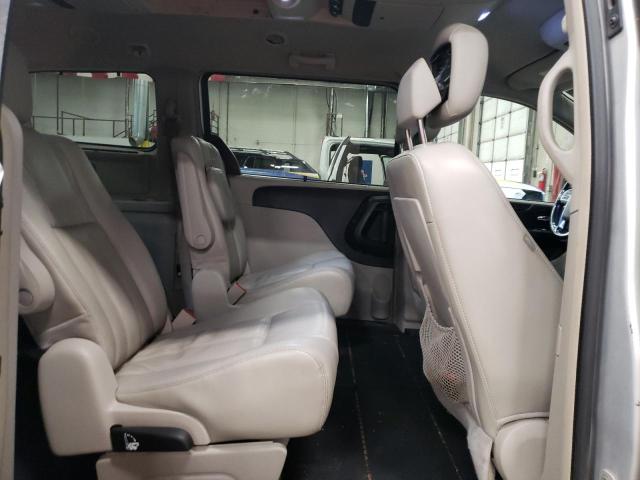 2C4RC1CG9CR395612 - 2012 CHRYSLER TOWN & COU TOURING L GRAY photo 11