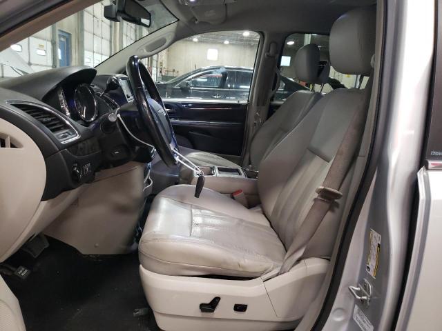 2C4RC1CG9CR395612 - 2012 CHRYSLER TOWN & COU TOURING L GRAY photo 7