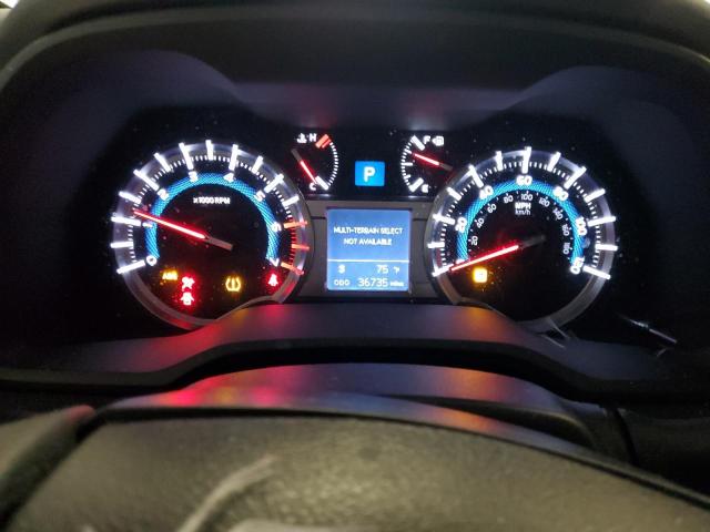 JTEBU5JR6J5572763 - 2018 TOYOTA 4RUNNER SR5/SR5 PREMIUM 银色 照片 9