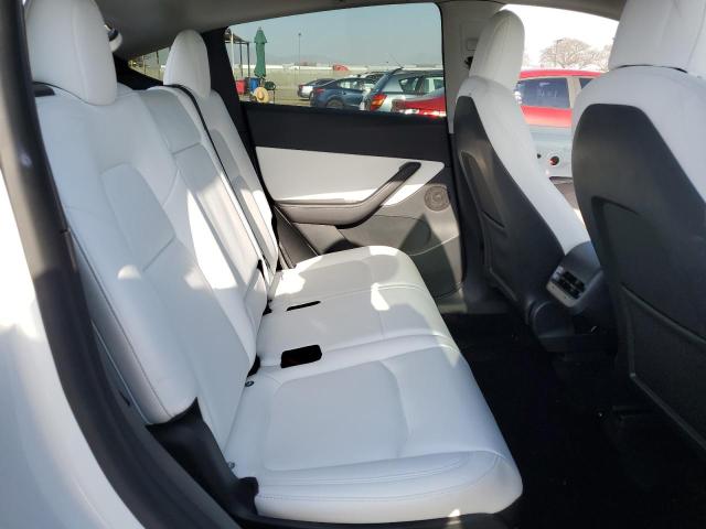 7SAYGAEE3NF405225 - 2022 TESLA MODEL Y WHITE photo 10