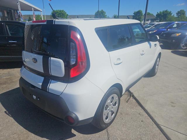 KNDJN2A23E7003667 - 2014 KIA SOUL WHITE photo 4