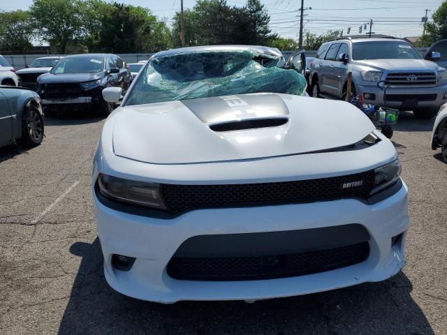 2C3CDXGJ8JH200375 - 2018 DODGE CHARGER R/T 392 WHITE photo 5