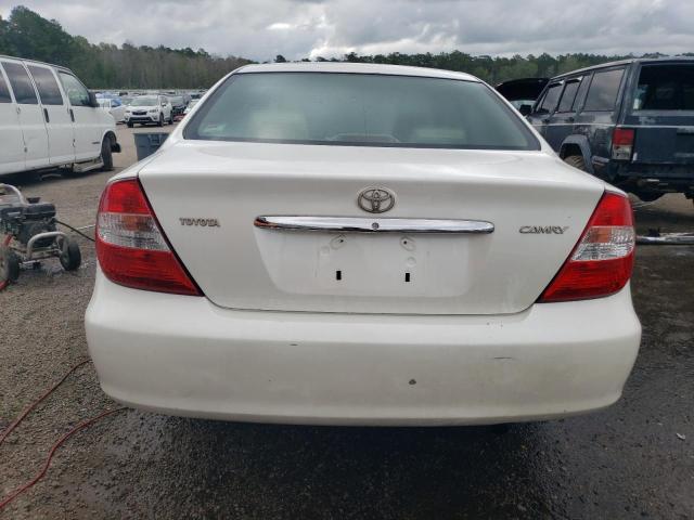 JTDBE32K440256402 - 2004 TOYOTA CAMRY LE WHITE photo 6