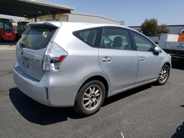 JTDZN3EU4D3284775 - 2013 TOYOTA PRIUS V SILVER photo 3