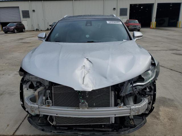 2LMTJ8LR3GBL27228 - 2016 LINCOLN MKX RESERVE 银色 照片 5