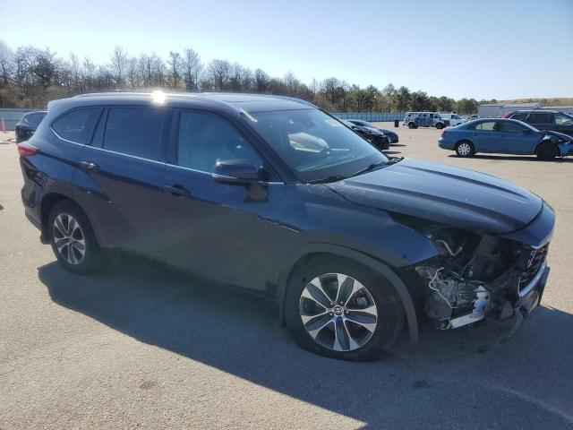 5TDGZRBH8LS055051 - 2020 TOYOTA HIGHLANDER XLE BLUE photo 4