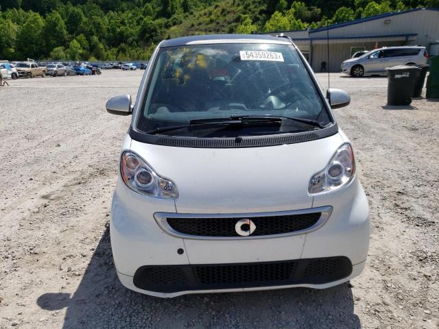 WMEEJ3BA5FK813553 - 2015 SMART FORTWO PURE WHITE photo 5