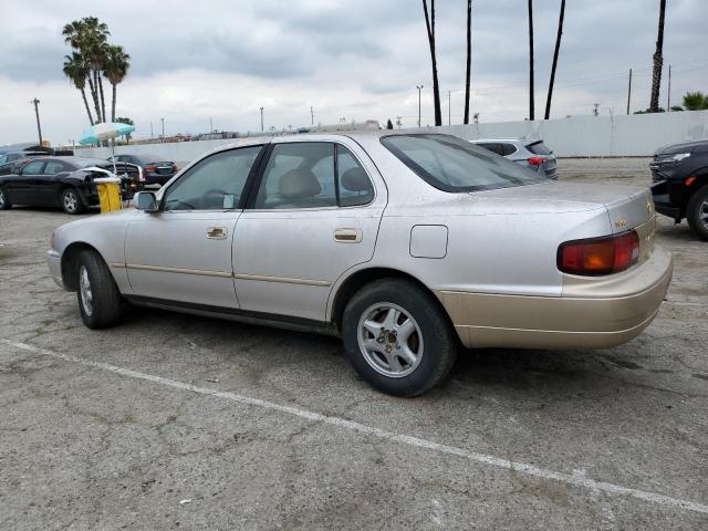 JT2BG12K5T0371872 - 1996 TOYOTA CAMRY DX TAN photo 2