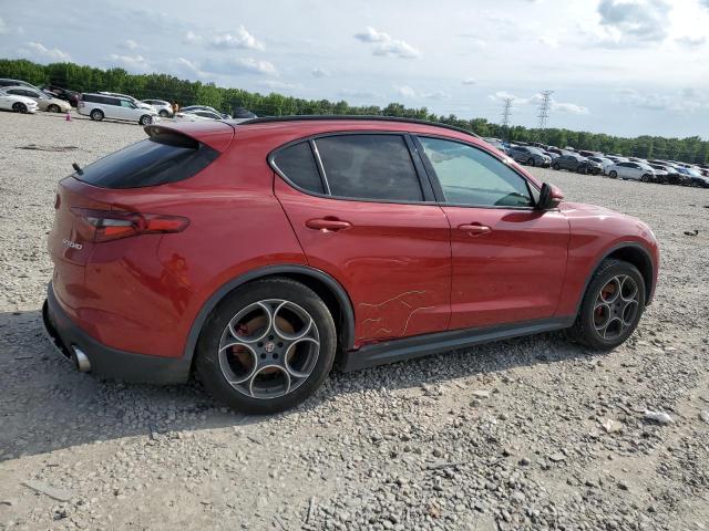 ZASFAKNN8J7B84630 - 2018 ALFA ROMEO STELVIO TI SPORT RED photo 3