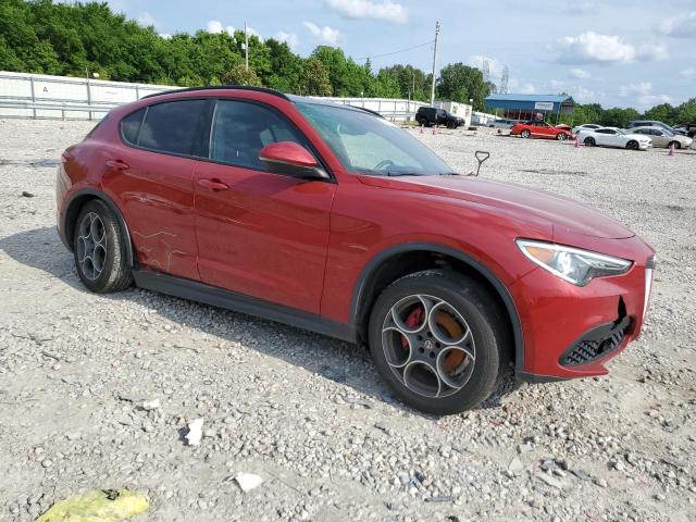 ZASFAKNN8J7B84630 - 2018 ALFA ROMEO STELVIO TI SPORT RED photo 4