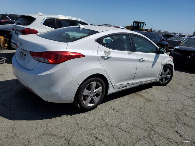 5NPDH4AE7DH332456 - 2013 HYUNDAI ELANTRA GLS WHITE photo 3