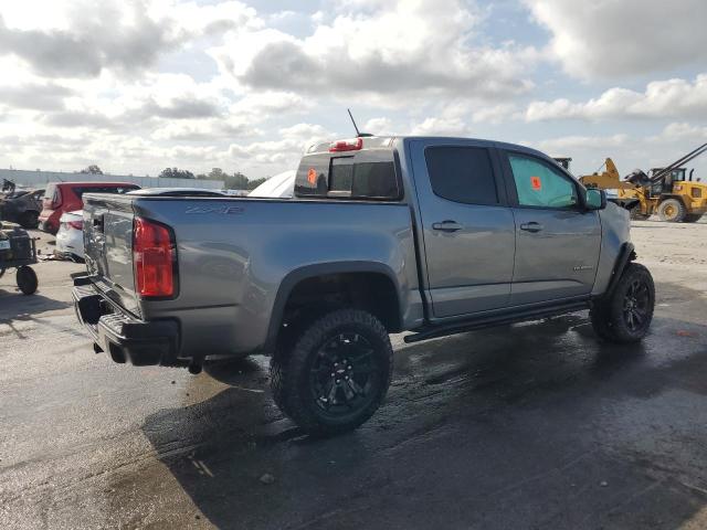 1GCGTEEN2J1292947 - 2018 CHEVROLET COLORADO ZR2 GRAY photo 3