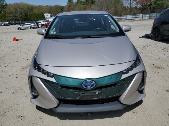 JTDKARFP8H3049875 - 2017 TOYOTA PRIUS PRIM WHITE photo 5