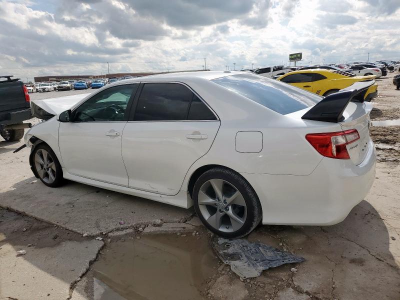 4T1BF1FK5CU625198 - 2012 TOYOTA CAMRY BASE WHITE photo 2