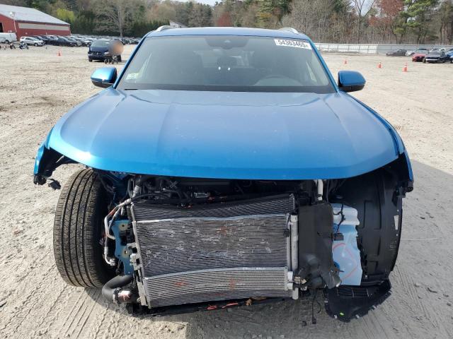 1V2KE2CA0RC248463 - 2024 VOLKSWAGEN ATLAS CROS SE BLUE photo 5