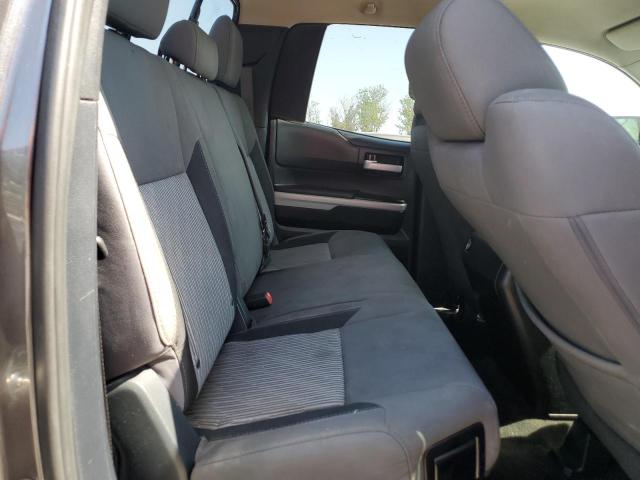 5TFRM5F13EX078702 - 2014 TOYOTA TUNDRA DOUBLE CAB SR/SR5 GRAY photo 10
