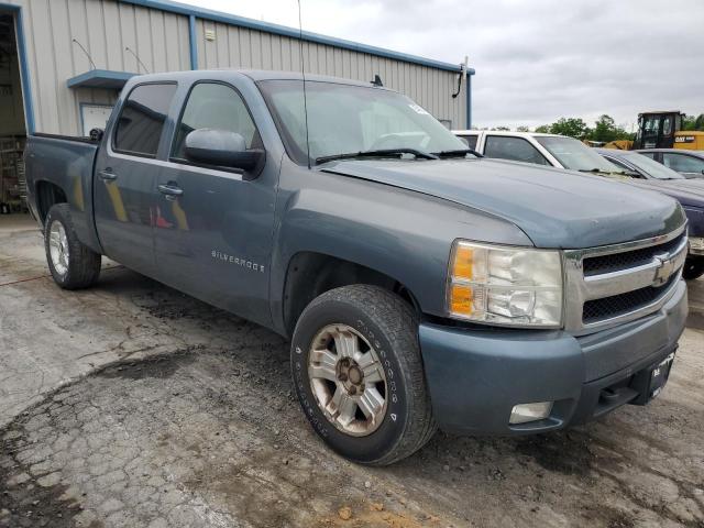 2GCEK13M971672464 - 2007 CHEVROLET SILVERADO K1500 CREW CAB BLUE photo 4