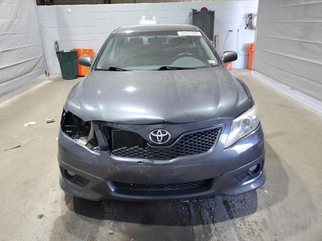 4T1BF3EK5BU151510 - 2011 TOYOTA CAMRY BASE GRAY photo 5