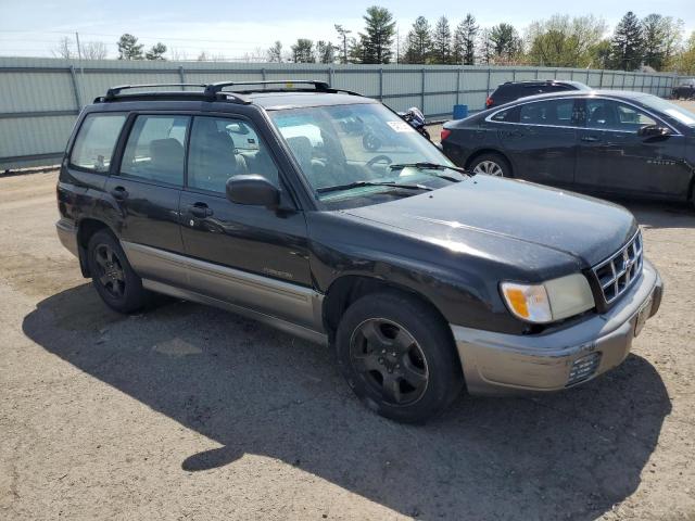 JF1SF6559YH703503 - 2000 SUBARU FORESTER S BLACK photo 4