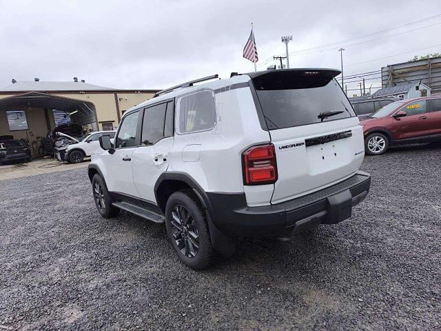 JTEABFAJ2S5012452 - 2025 TOYOTA LAND CRUIS BASE Biały zdjęcie 2