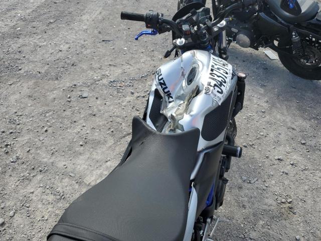 JS1VP55A0L7100279 - 2020 SUZUKI SV650 SILVER photo 5