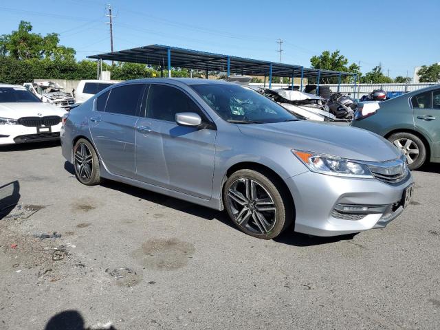 1HGCR2F6XGA155946 - 2016 HONDA ACCORD SPORT SILVER photo 4