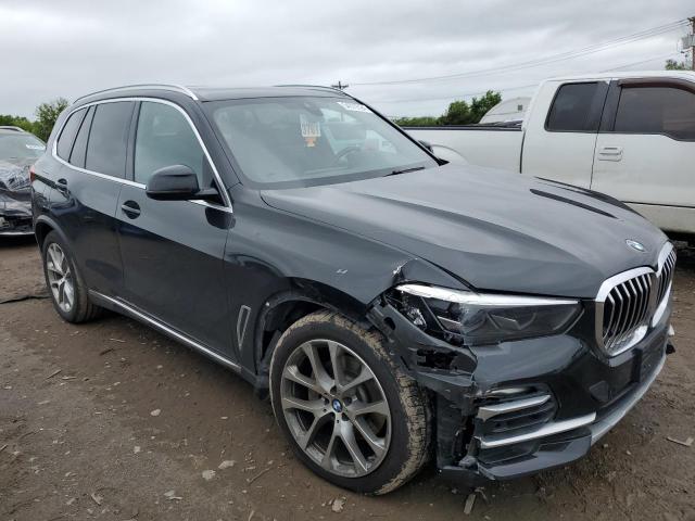 5UXCR6C09LLL82466 - 2020 BMW X5 XDRIVE40I BLACK photo 4