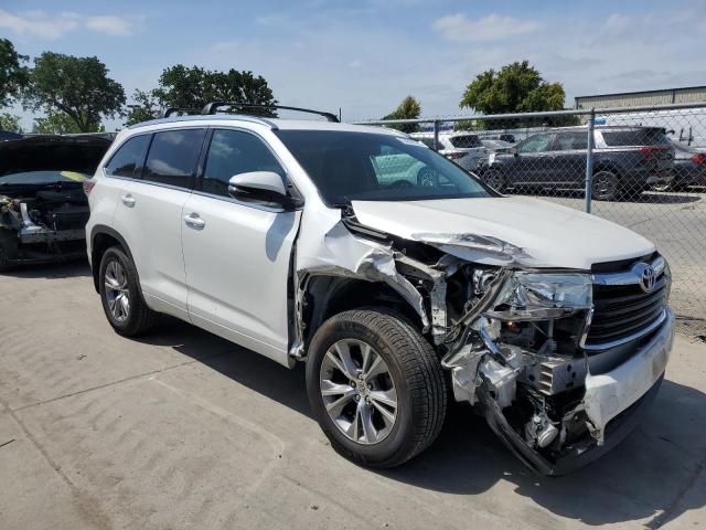 5TDJKRFH3FS215216 - 2015 TOYOTA HIGHLANDER XLE 白色 照片 4