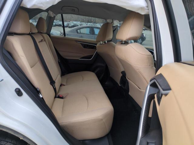 2T3F1RFV7MW184854 - 2021 TOYOTA RAV4 LE WHITE photo 11