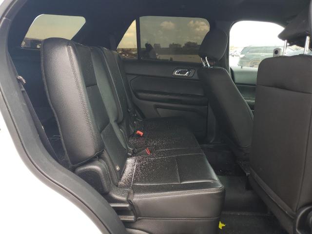 1FM5K8AR9GGC35764 - 2016 FORD EXPLORER POLICE INTERCEPTOR 白色 照片 11
