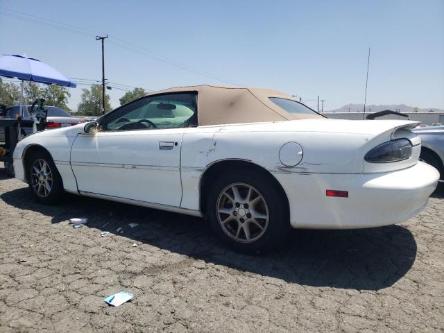 2G1FP32K622107070 - 2002 CHEVROLET CAMARO WHITE photo 2