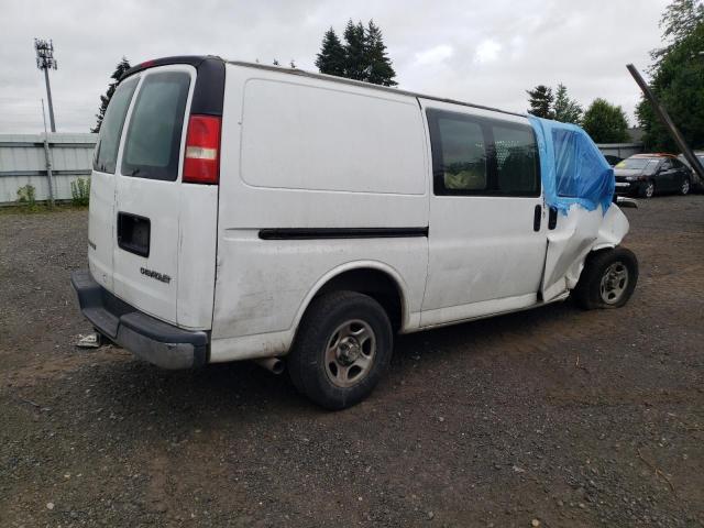 1GCFG15X461143148 - 2006 CHEVROLET EXPRESS G1 WHITE photo 3