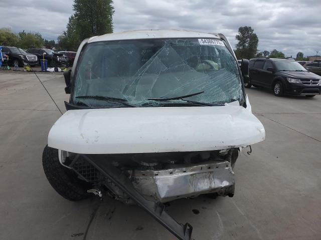 1GCFG15X461143148 - 2006 CHEVROLET EXPRESS G1 WHITE photo 5