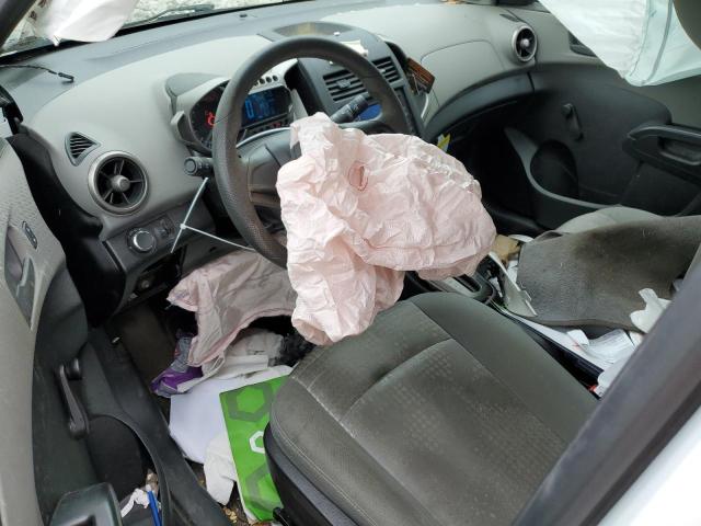 1G1JA5SH9F4160891 - 2015 CHEVROLET SONIC LS WHITE photo 8