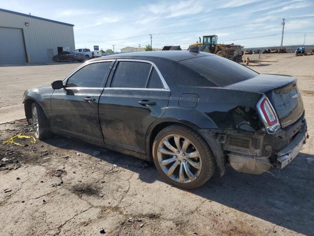 2C3CCAAG0JH275973 - 2018 CHRYSLER 300 TOURING BLACK photo 2