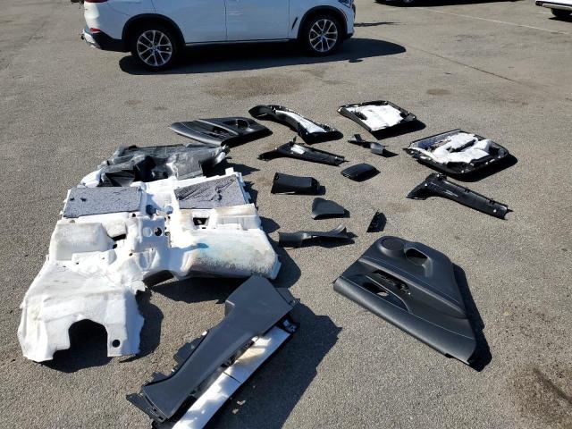 JN8AT2MV7HW013063 - 2017 NISSAN ROGUE S GRAY photo 13