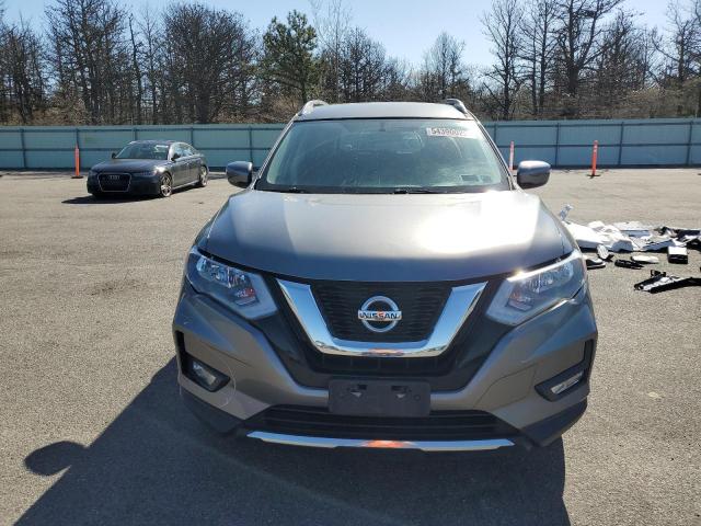 JN8AT2MV7HW013063 - 2017 NISSAN ROGUE S GRAY photo 5