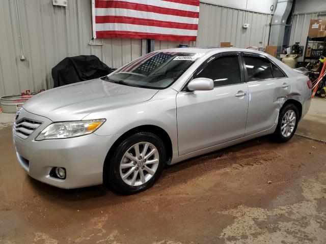 2011 TOYOTA CAMRY SE, null