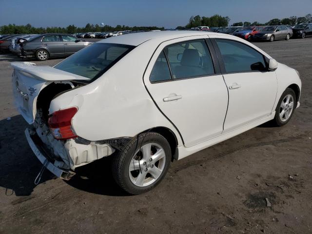 JTDBT923671181623 - 2007 TOYOTA YARIS WHITE photo 3