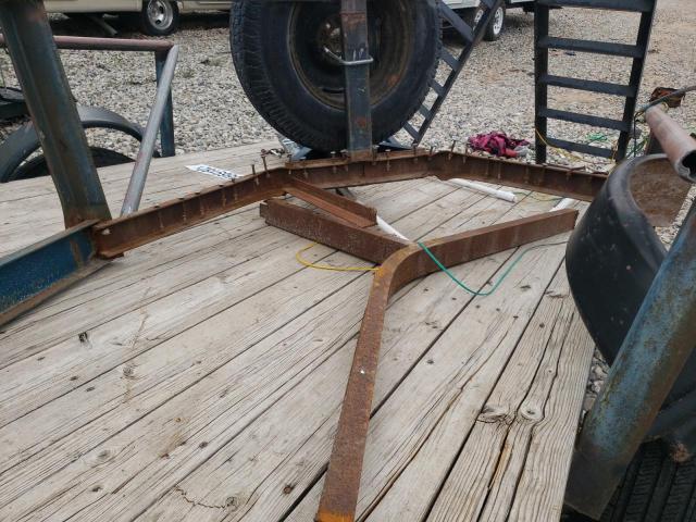 0513569990101057 - 2015 UTILITY TRAILER შავი ფოტო 6