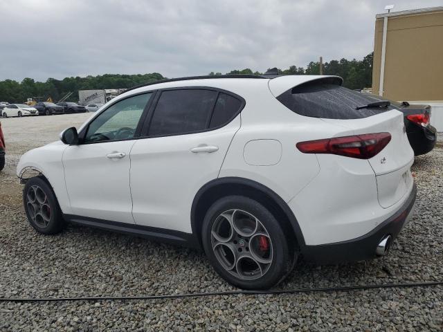 ZASFAKNN3J7B88469 - 2018 ALFA ROMEO STELVIO TI SPORT WHITE photo 2
