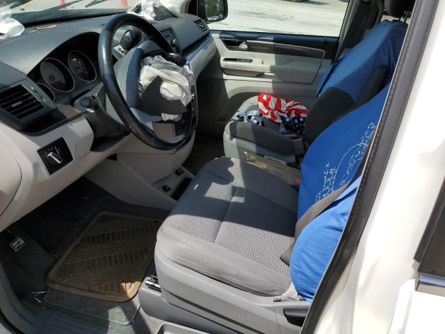 2V4RW4D16AR407883 - 2010 VOLKSWAGEN ROUTAN S WHITE photo 7