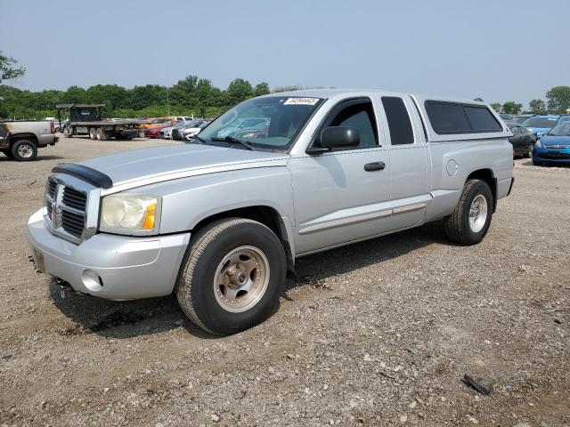 1D7HW42N45S127398 - 2005 DODGE DAKOTA SLT SILVER photo 1