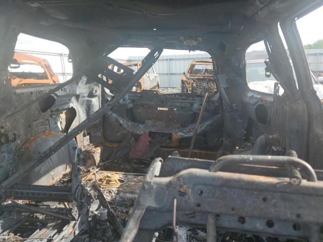 2C4RC1CG4DR684382 - 2013 CHRYSLER TOWN & COU TOURING L WHITE photo 10