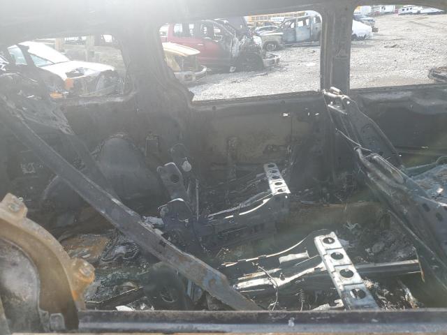 2C4RC1CG4DR684382 - 2013 CHRYSLER TOWN & COU TOURING L WHITE photo 11